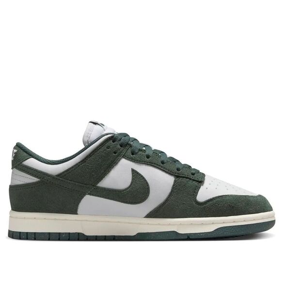 New Nike Dunk Low Next Nature 'Vintage Green' HJ7673-002 Women’s Size 7 - Picture 2 of 6